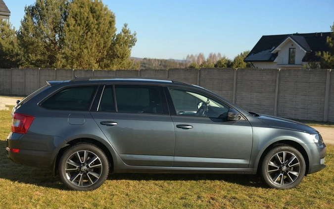 Skoda Octavia cena 43900 przebieg: 260000, rok produkcji 2016 z Ostróda małe 497